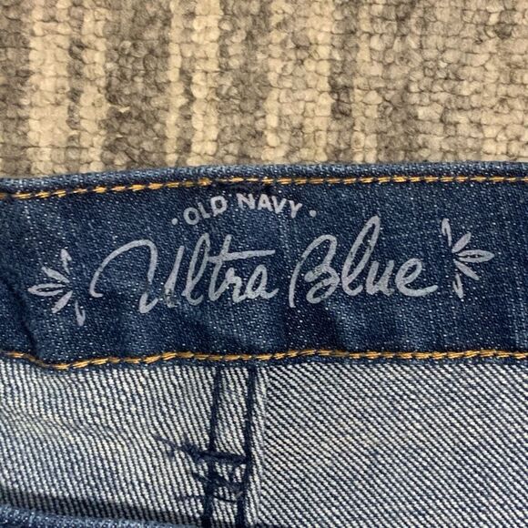 Old Navy‎ Ultra Blue Women's Size 14 Regular Fit Curvy Boot Cut Jeans Everyday - Picture 3 of 8